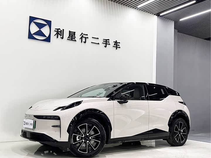 Фото 1 - Zeekr X