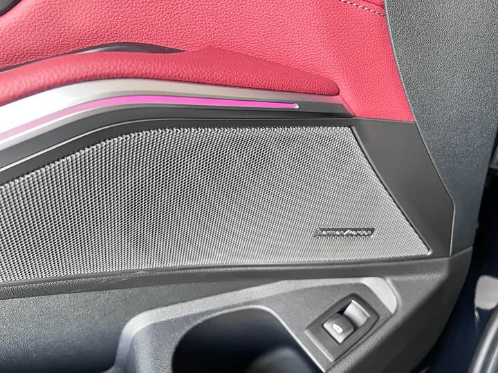 Фото 5 - BMW 3 Series