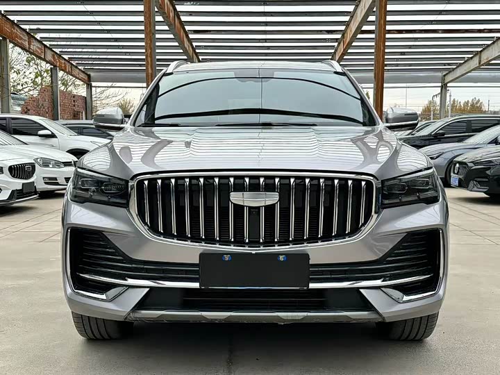 Фото 2 - Geely Monjaro