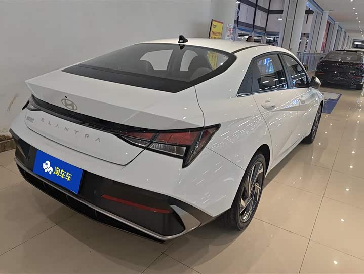 Фото 3 - Hyundai Elantra N line