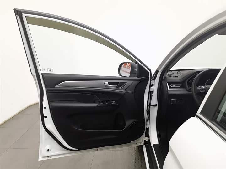 Фото 8 - Haval M6