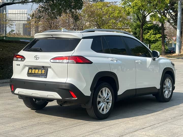 Фото 6 - Toyota Corolla Cross