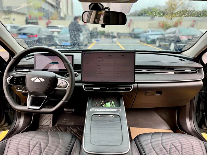 Photo 5 - Chery Fulwin A8L