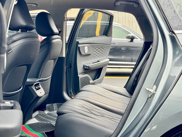 Photo 7 - Chery Fulwin A8L