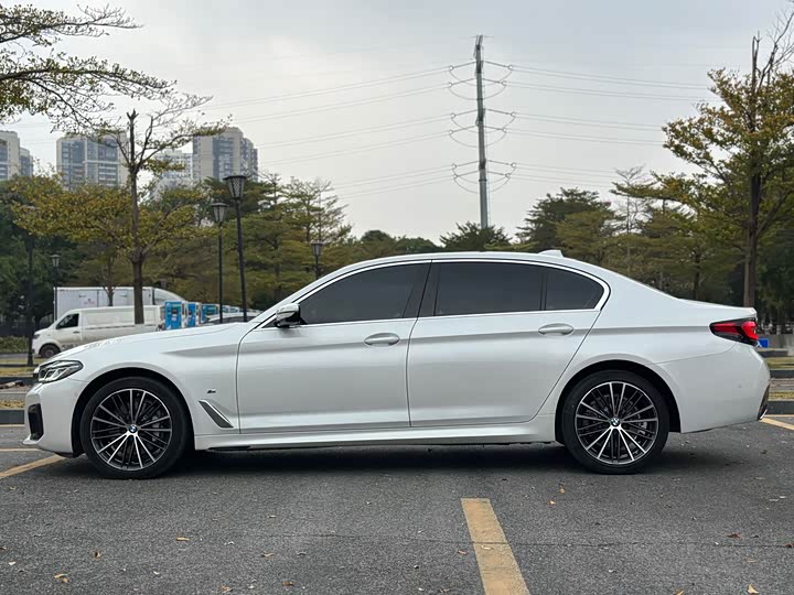 Фото 7 - BMW 5 Series