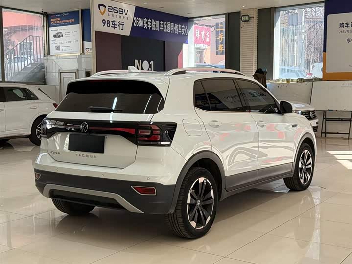 Фото 4 - Volkswagen Tacqua