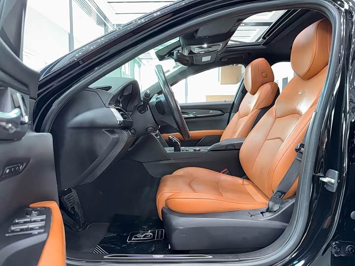 Фото 3 - Cadillac CT6