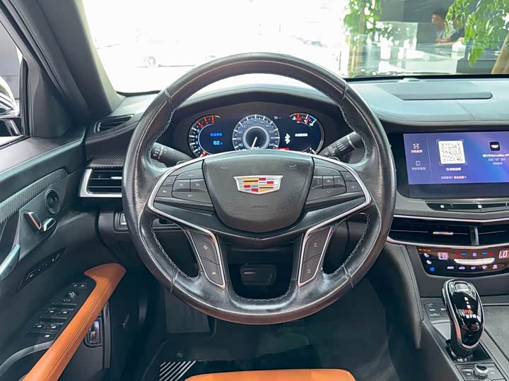 Фото 7 - Cadillac CT6