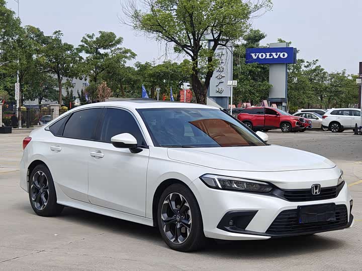 Фото 3 - Honda Civic