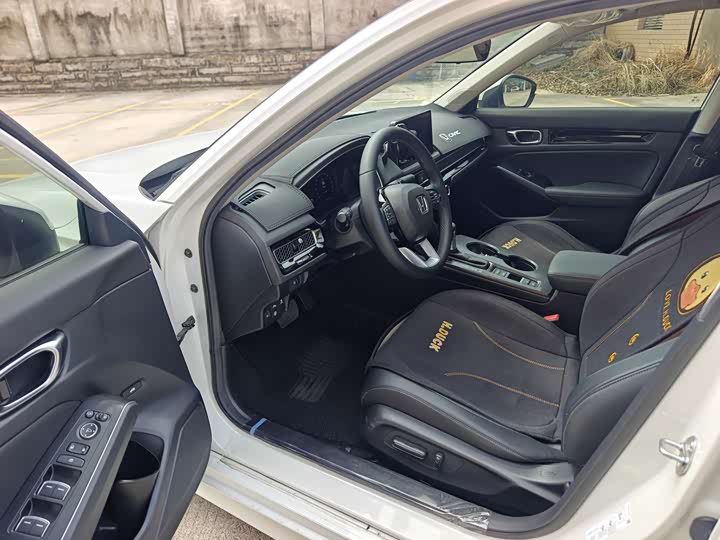 Фото 4 - Honda Civic