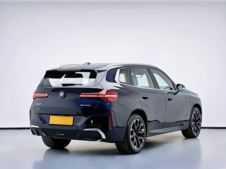 BMW X3 2025 2025款 xDrive30L 尊享型 M运动套装