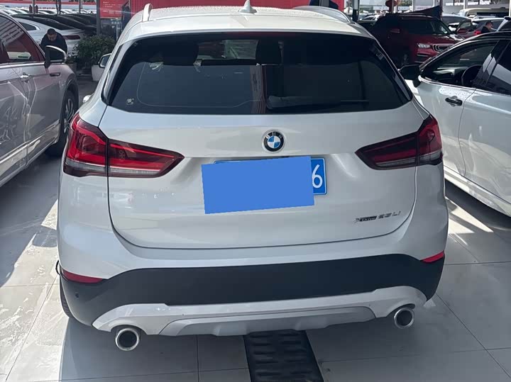 Фото 9 - BMW X1
