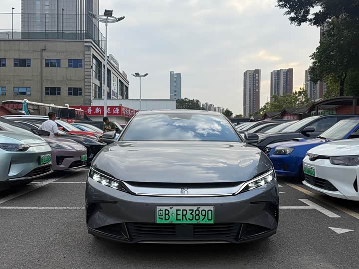 Фото 1 - BYD Han