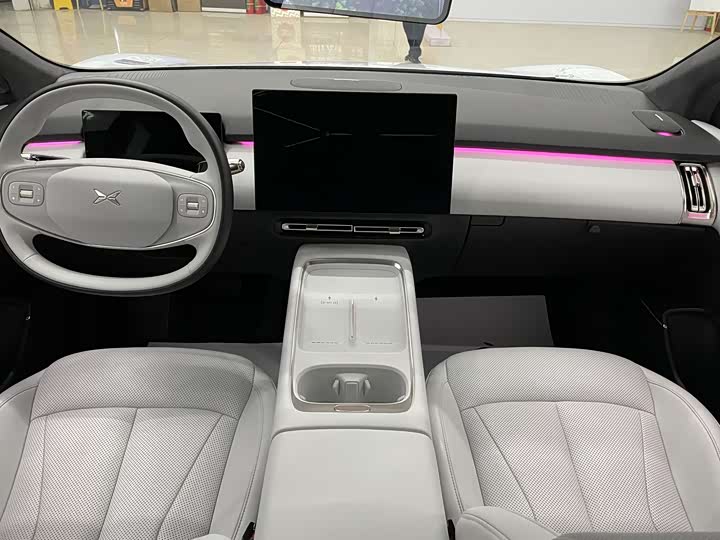 Фото 5 - XPeng F57
