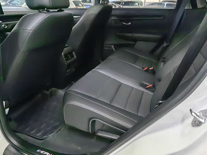 Photo 8 - Honda CR-V