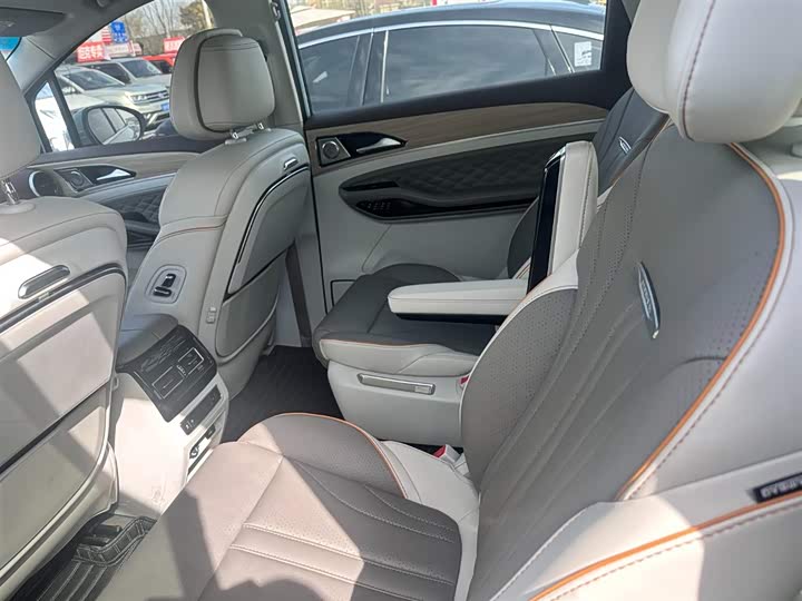 Photo 5 - Dongfeng Forthing Yacht