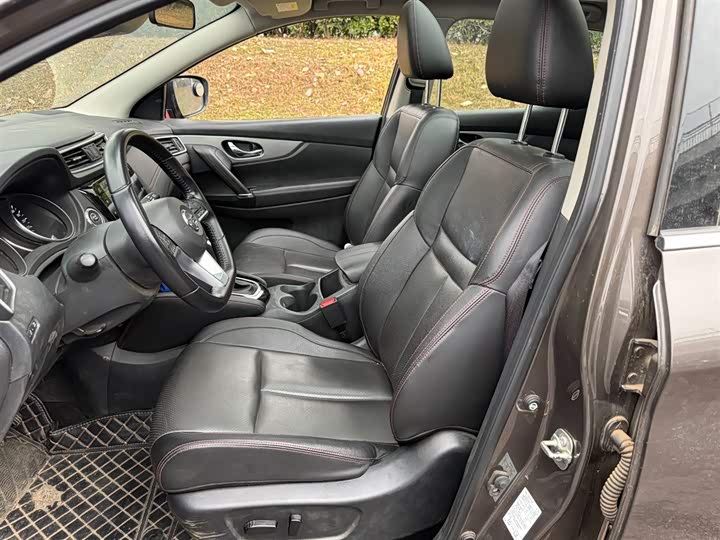 Фото 8 - Nissan Qashqai