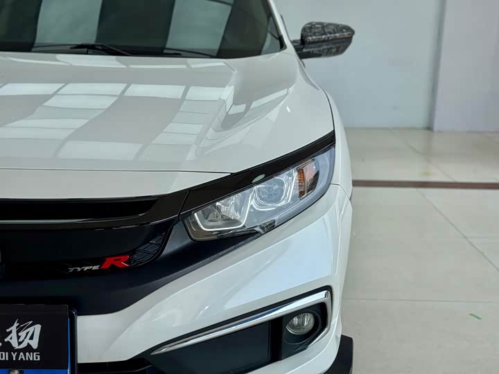 Фото 4 - Honda Civic