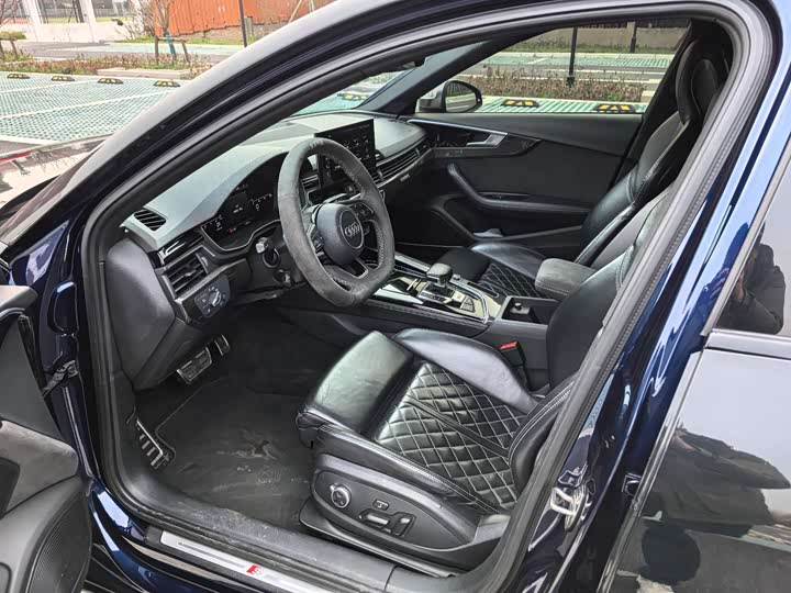 Фото 6 - Audi S4