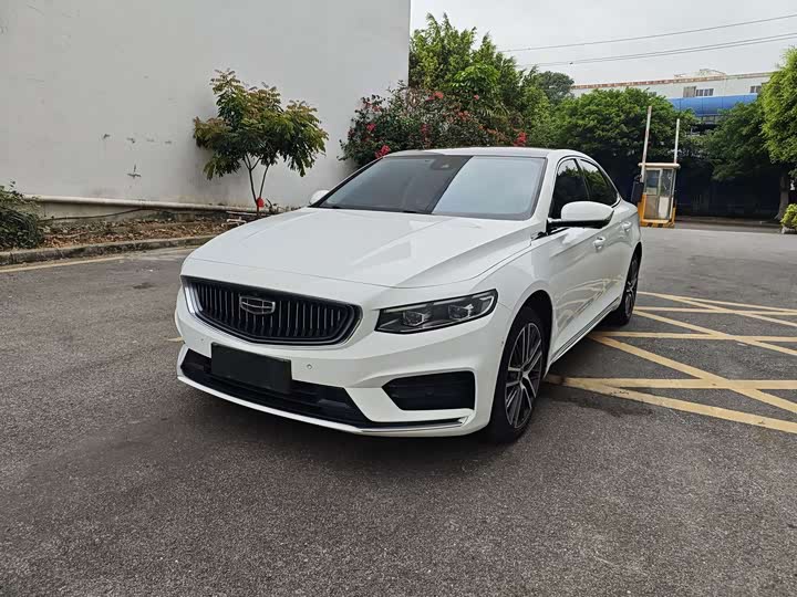 Фото 3 - Geely Preface