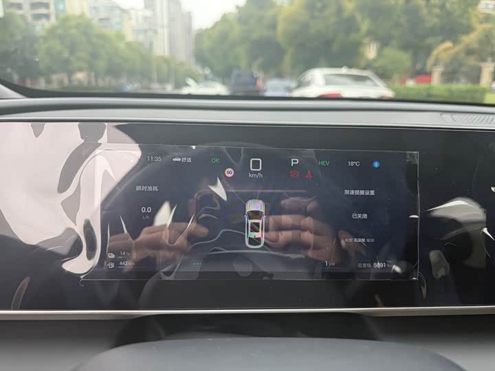 Фото 8 - BYD Qin L