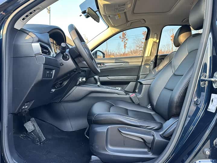 Фото 4 - Mazda CX-5