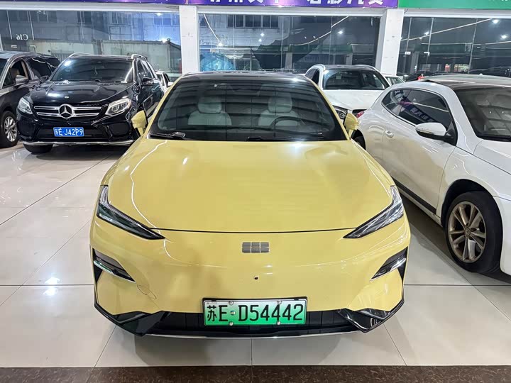 Фото 1 - Geely Galaxy E8