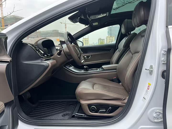 Фото 4 - BYD Han