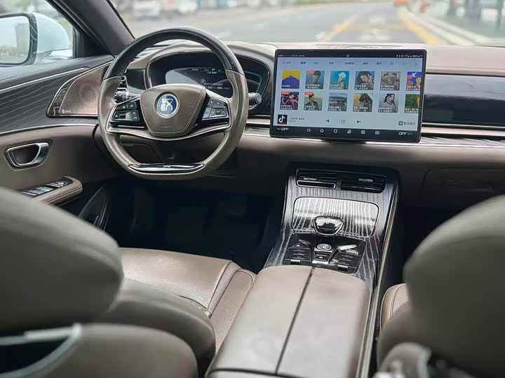 Фото 5 - BYD Han