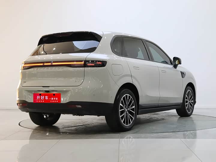 Фото 4 - Leapmotor B10