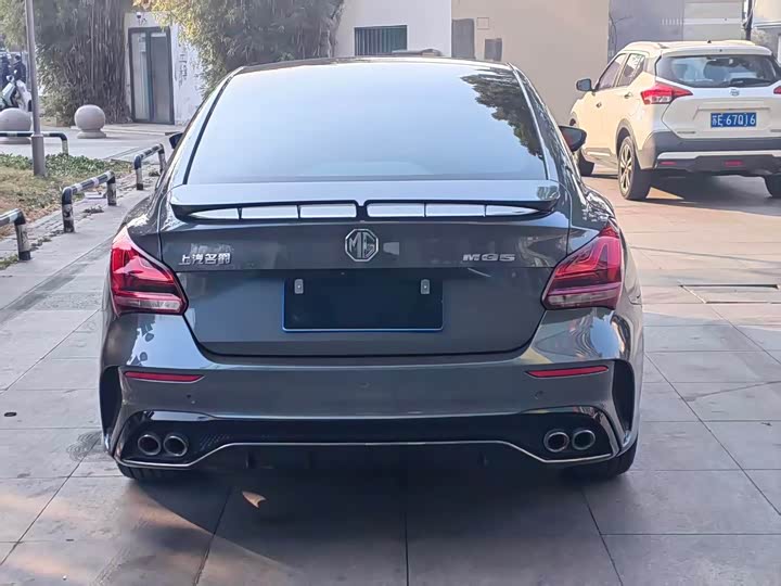 Фото 8 - MG Motor 5 Scorpio