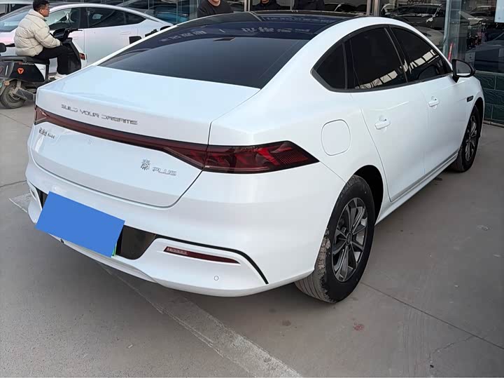 Фото 4 - BYD Qin Plus