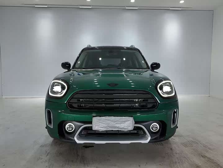 Фото 2 - Mini Countryman