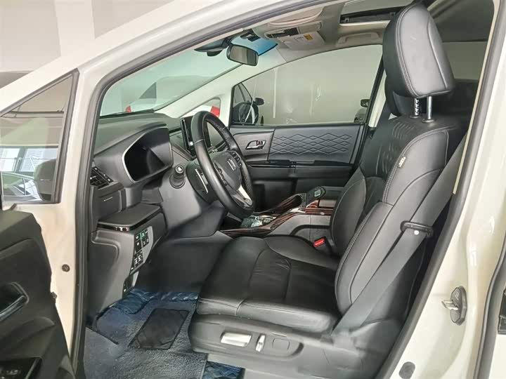 Фото 8 - Honda Elysion