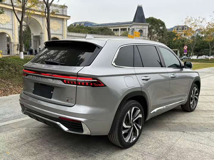 Photo 7 - Geely Monjaro