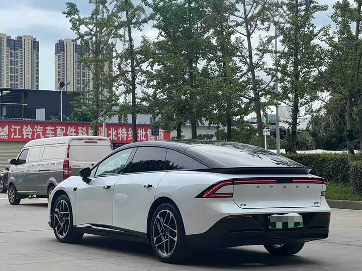 Фото 9 - XPeng F57