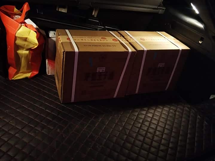 Фото 4 - Mercedes-Benz EQC