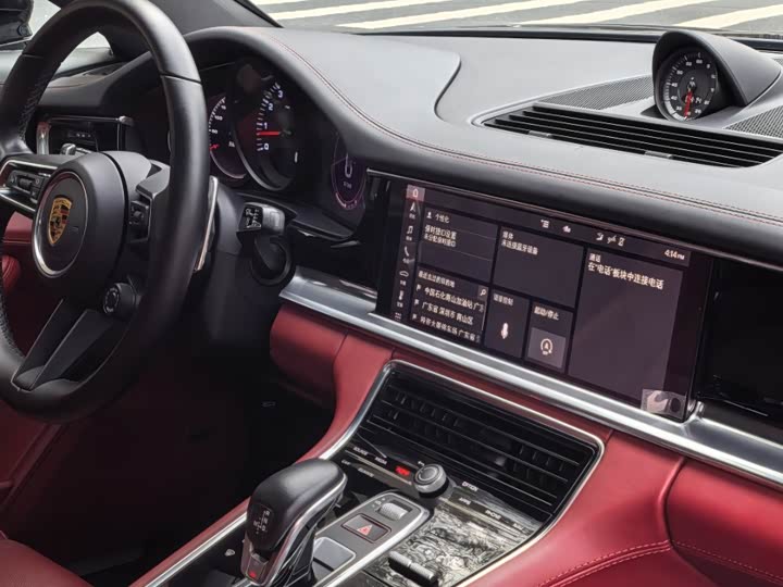 Фото 8 - Porsche Panamera