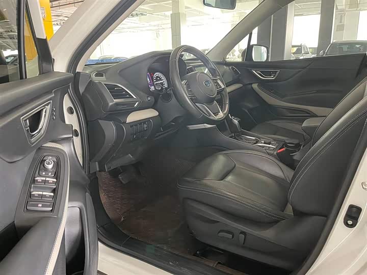 Photo 7 - Subaru Forester