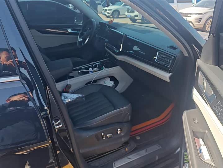 Photo 8 - Volkswagen Teramont Pro