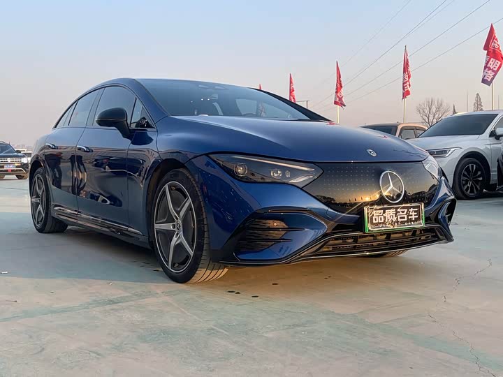 Фото 3 - Mercedes-Benz EQE