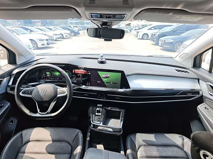 Фото 9 - Volkswagen Talagon