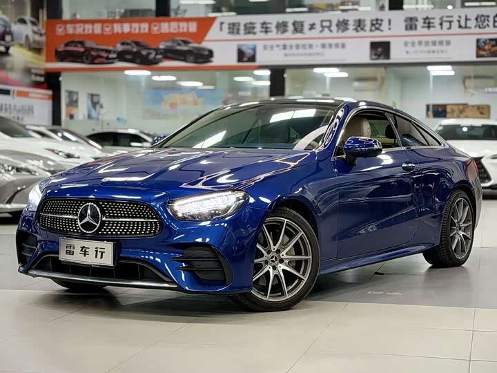 Фото 1 - Mercedes-Benz E-Class