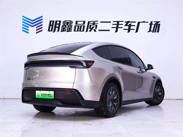 Фото 7 - Tesla Model Y