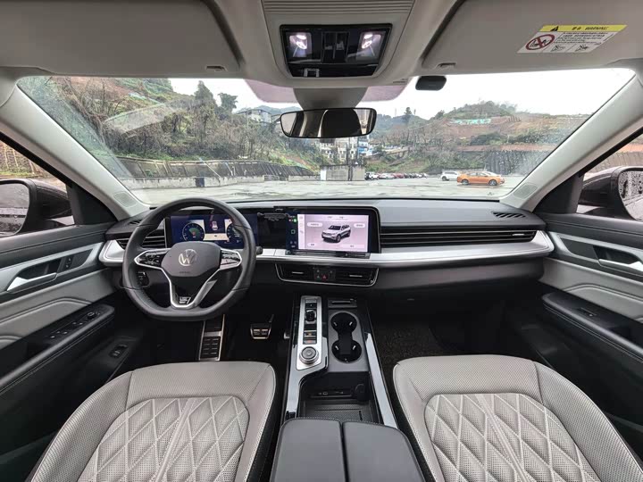 Photo 7 - Volkswagen Tavendor