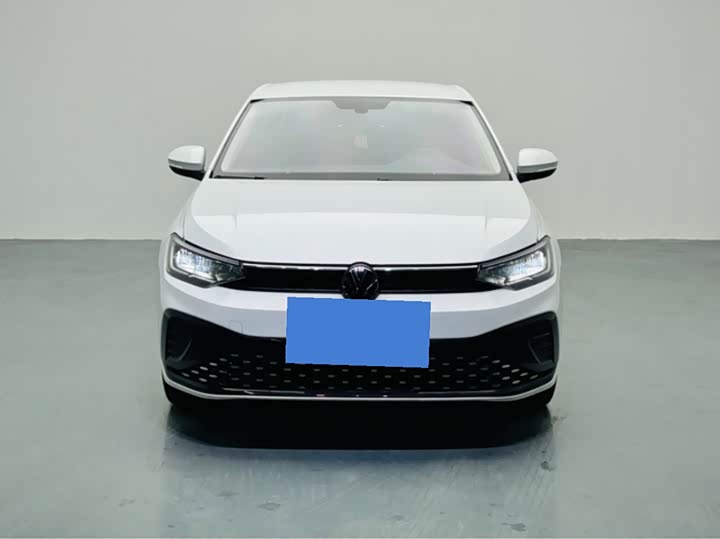 Фото 2 - Volkswagen Lavida