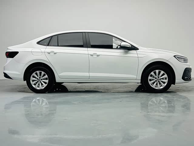 Фото 7 - Volkswagen Lavida