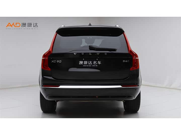 Фото 4 - Volvo XC90