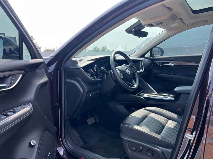 Фото 7 - Buick Envision Plus