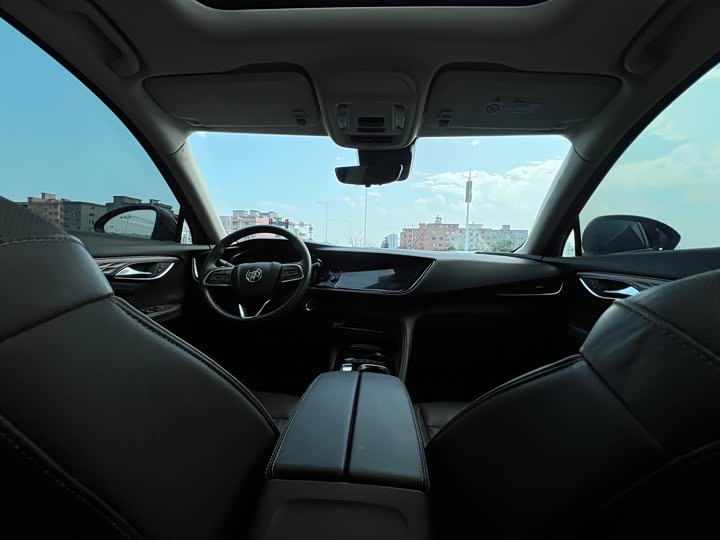 Фото 9 - Buick Envision Plus